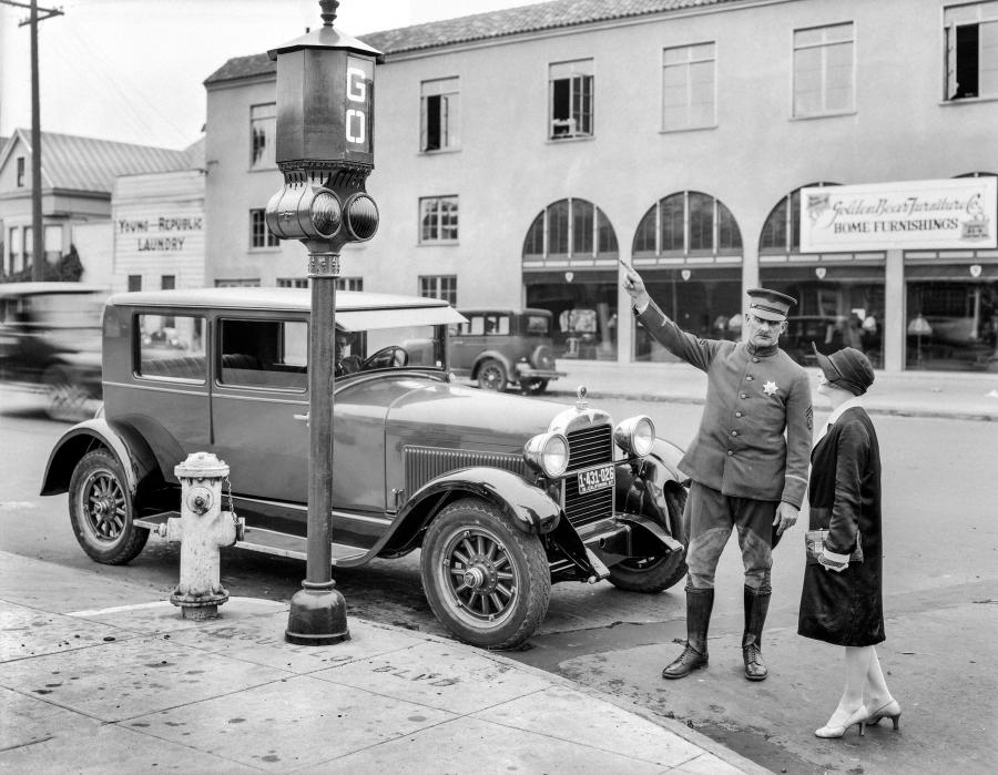  Hudson Super Six Coach 1927 года  (фото 1 из 2)